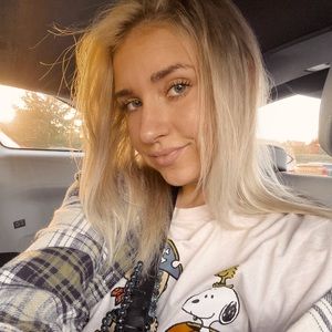 Meet your Posher, Cara